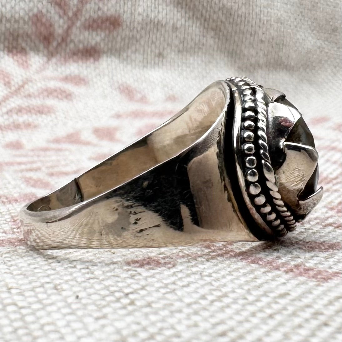 Labradorite ring, size M/6