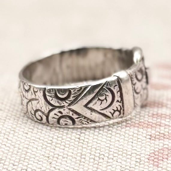 Antique Edwardian buckle ring – hallmarked Birmingham 1906, size T/9.5