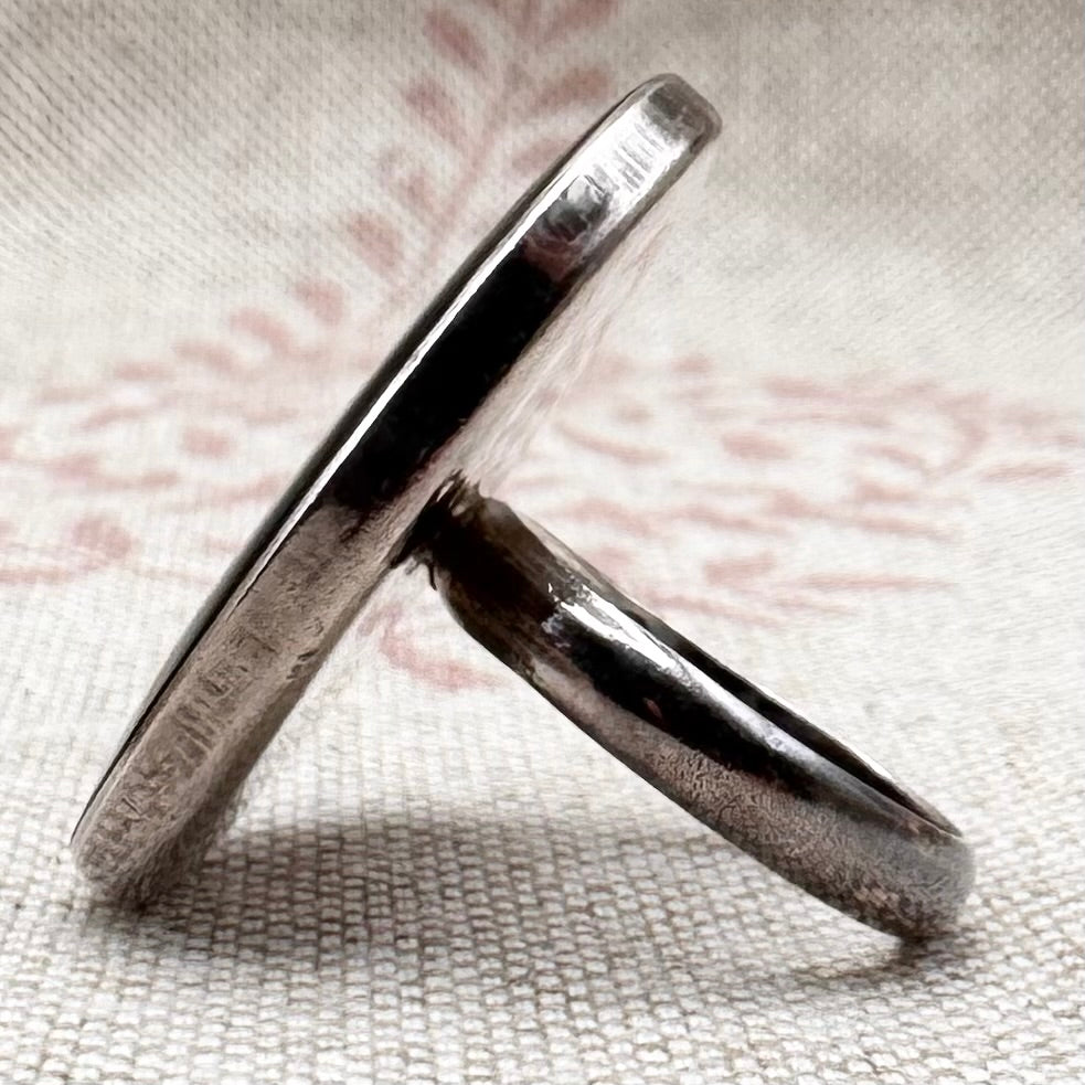 Obsidian ring, size M/6