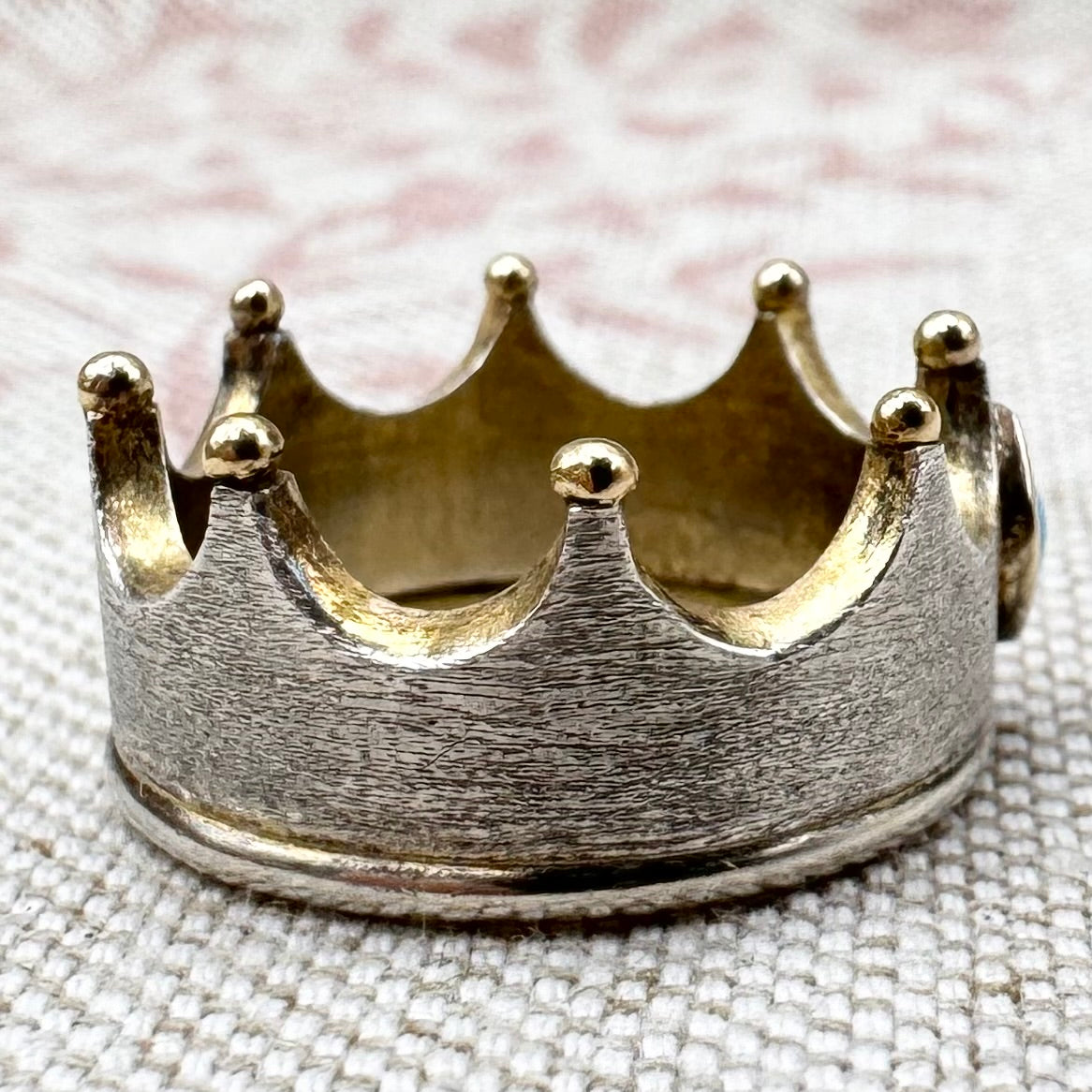 Handcrafted crown ring – silver with turquoise & golden highlights, hallmarked Birmingham 1997, size M/6