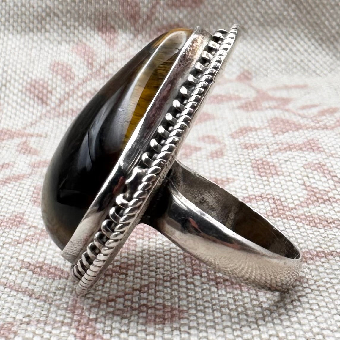 Statement tiger eye ring, size J/4.5