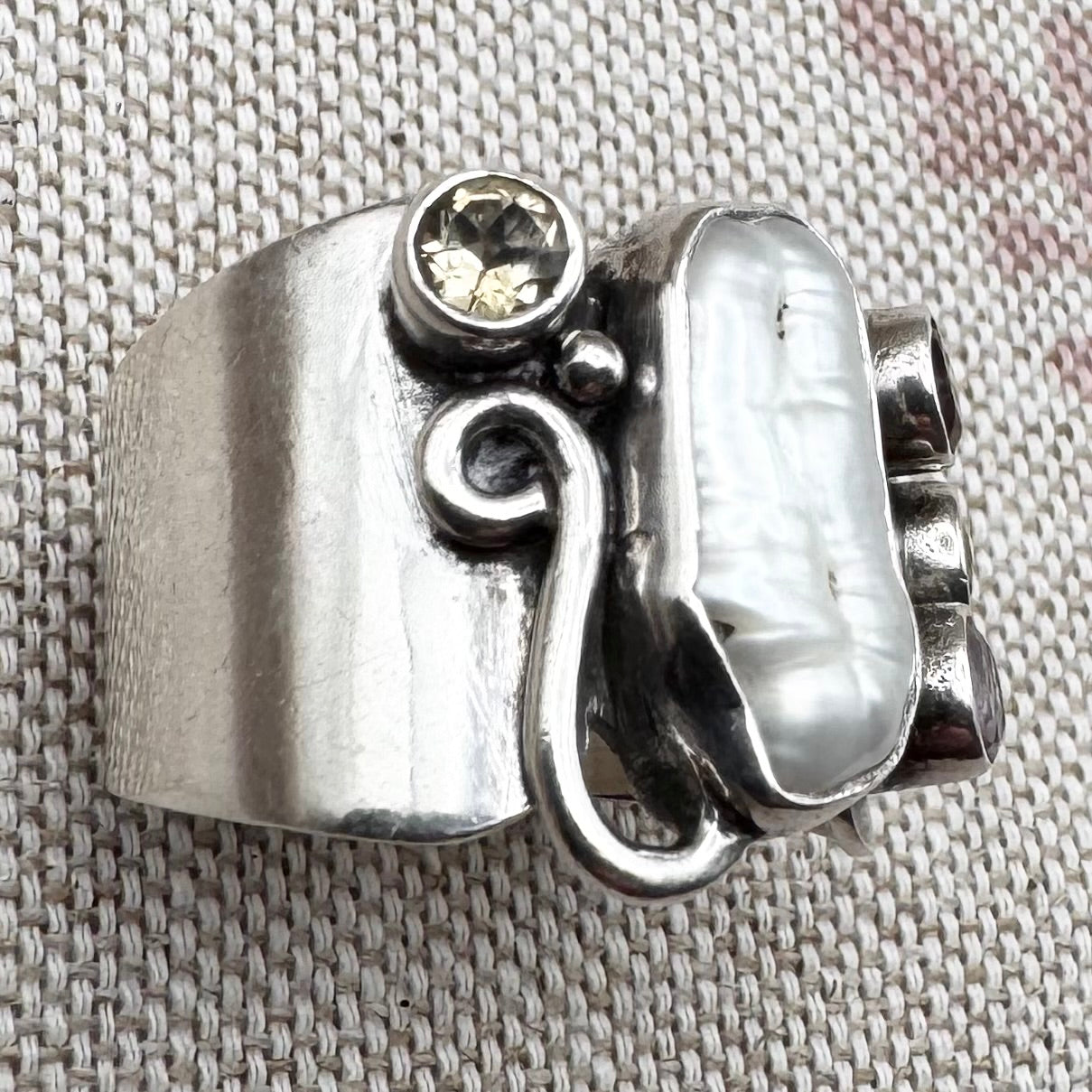 Contemporary statement ring with baroque pearl and gemstone accents, size M/6