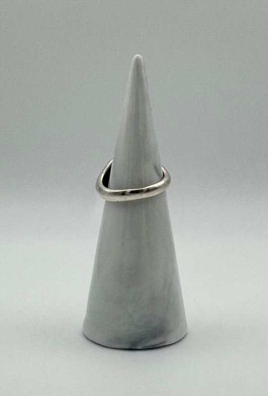 Eye ring, size K (US 5.5)