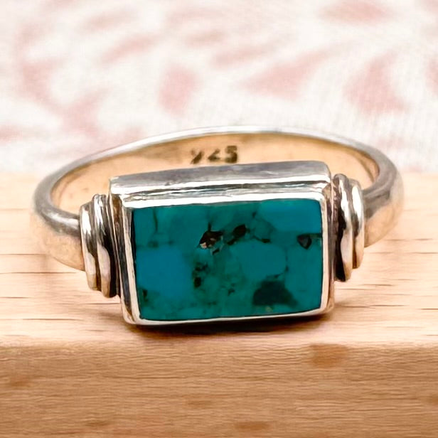 Silver & turquoise rectangular ring, size O/7
