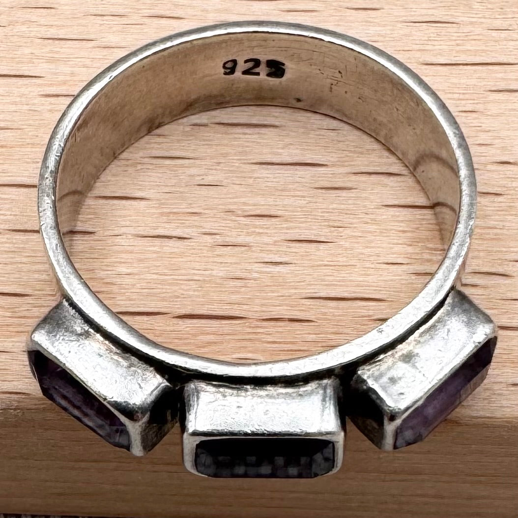 Amethyst ring – triple stone design, size L.5/6