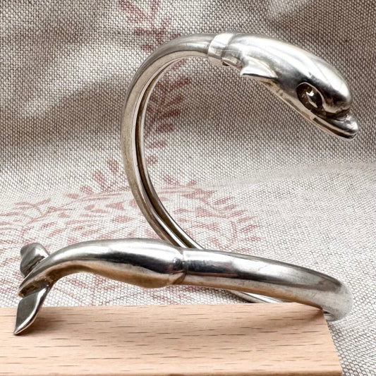 Dolphin head & tail cuff bangle
