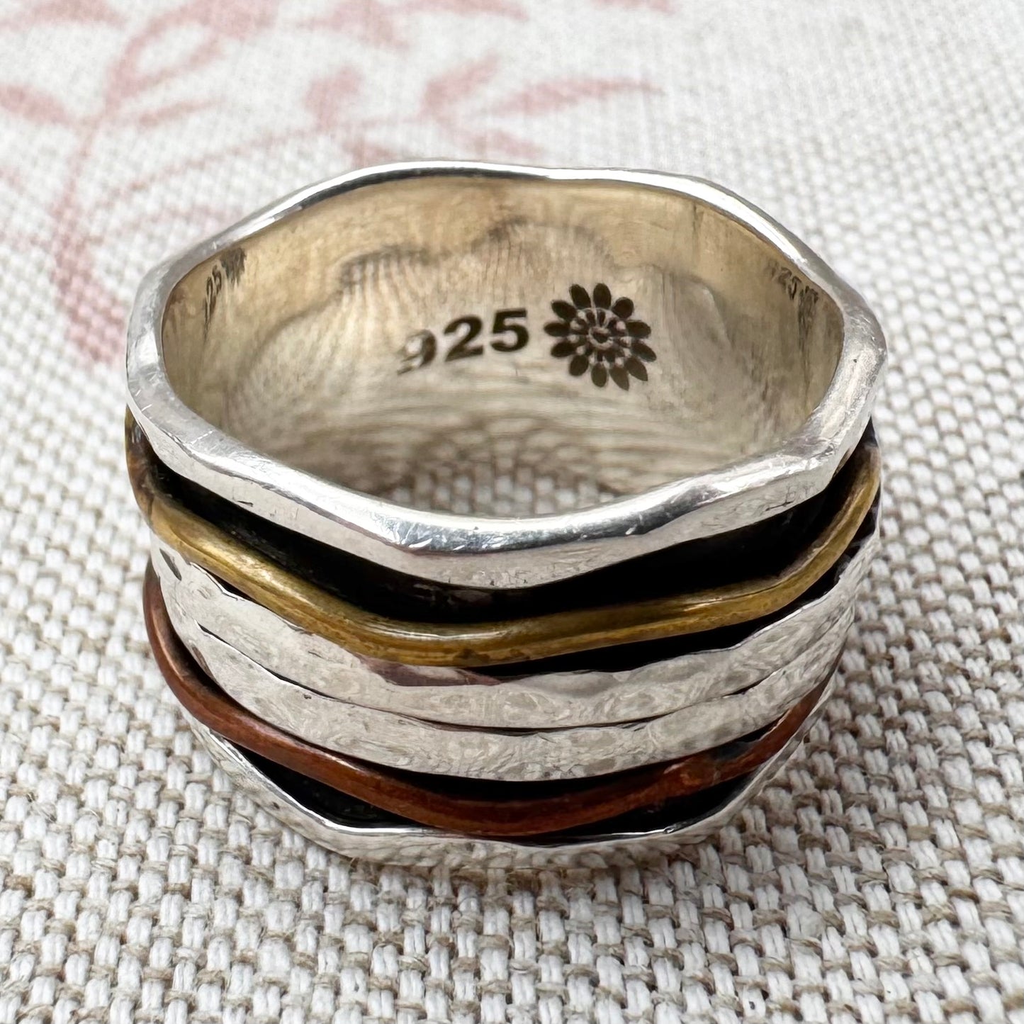Spinner ring with brass & copper bands, size R/8.5