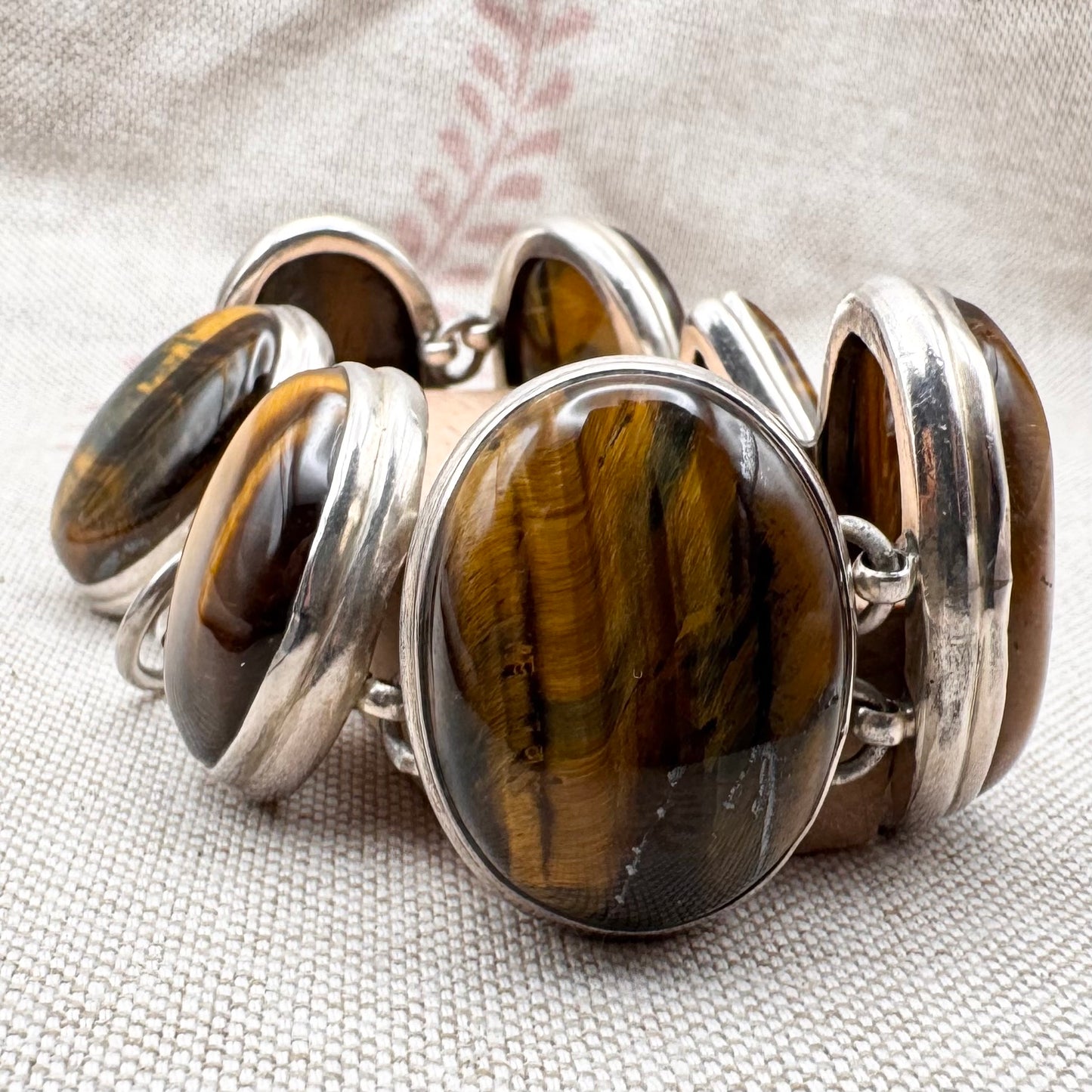 Tiger eye bracelet