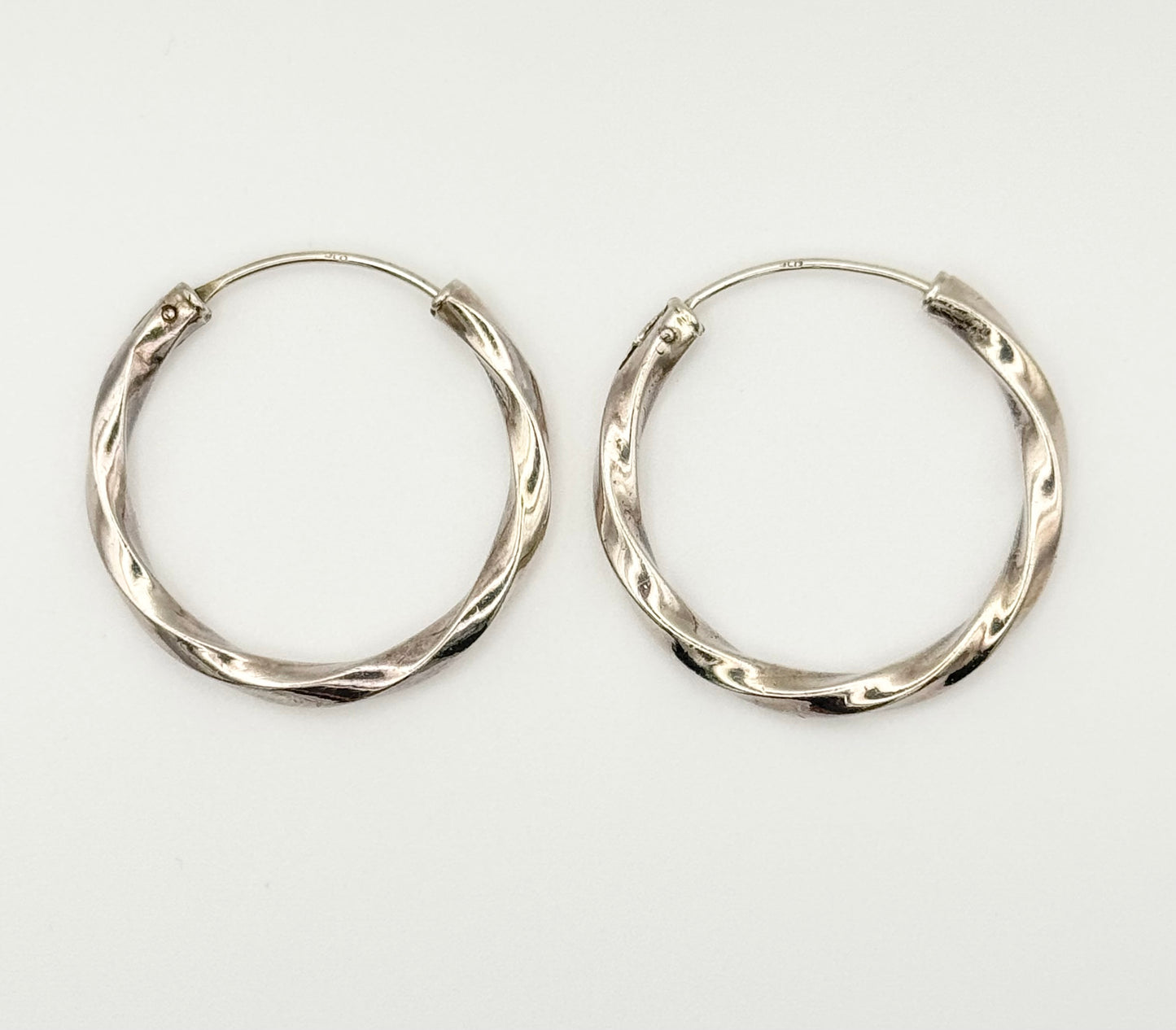 Twisted hoop earrings