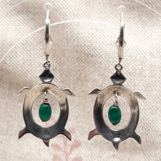 Malachite turtle earrings – handcrafted nature-inspired jewellery