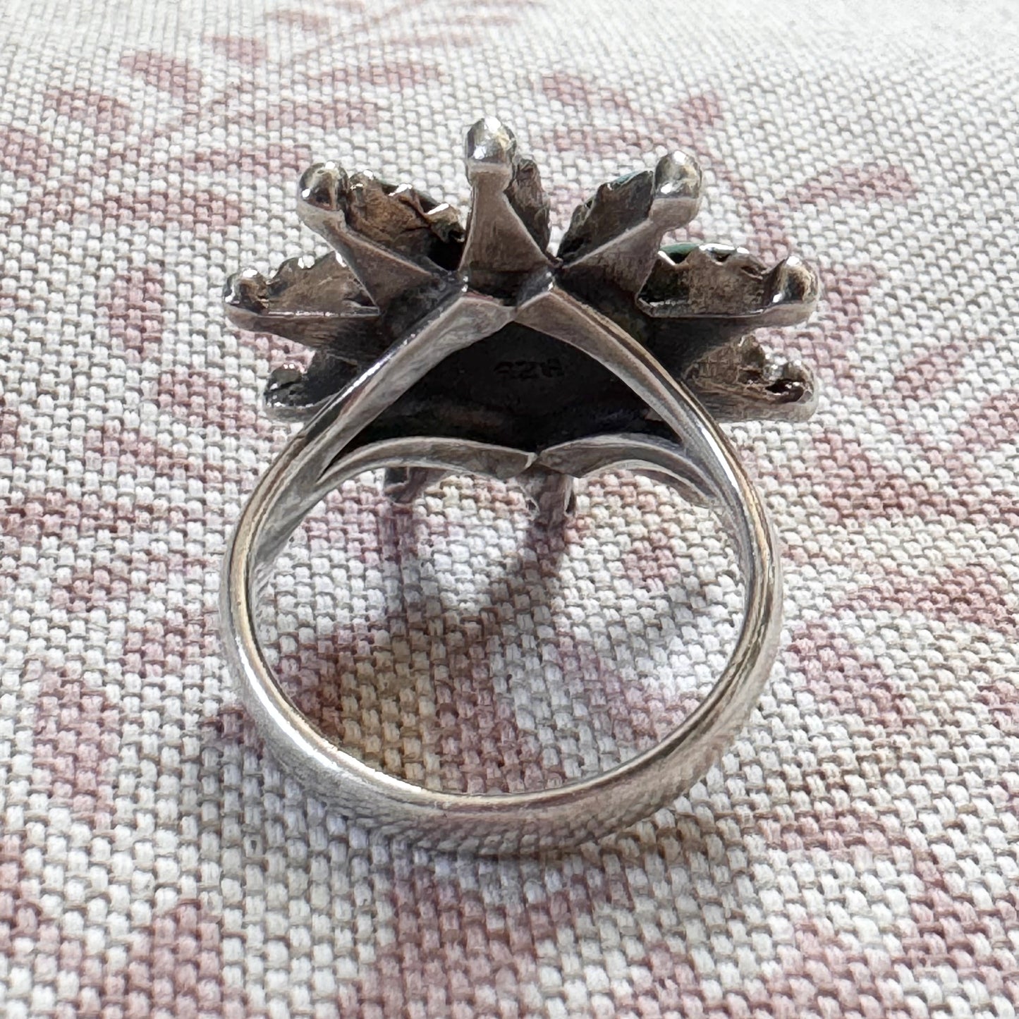 Turquoise ring in starburst floral design, size P/7.5