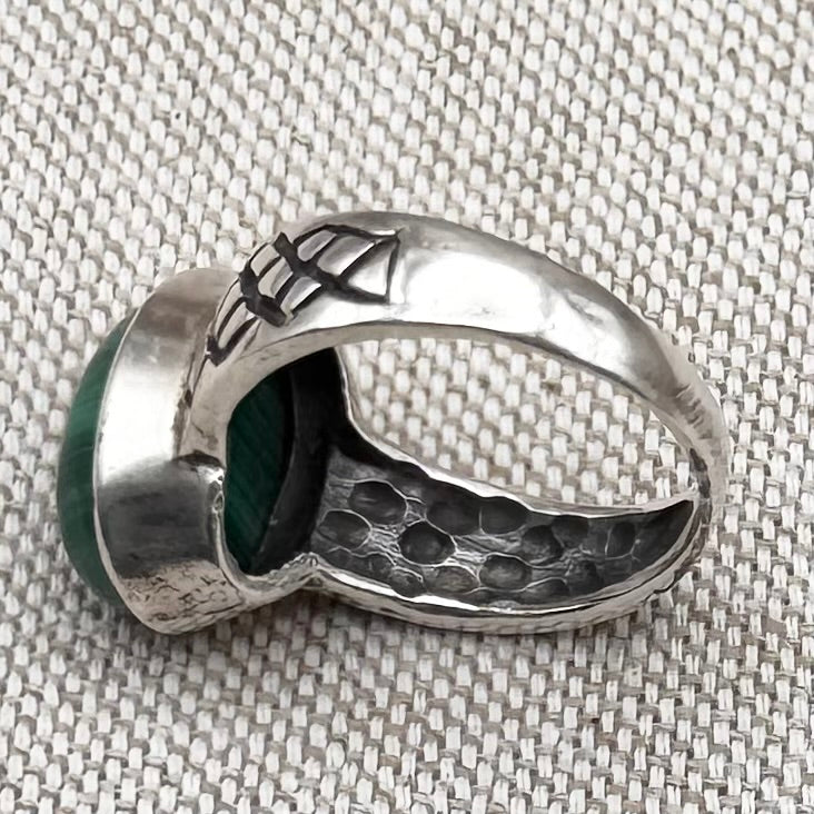 Malachite ring - criss-cross design band, size P/7.5