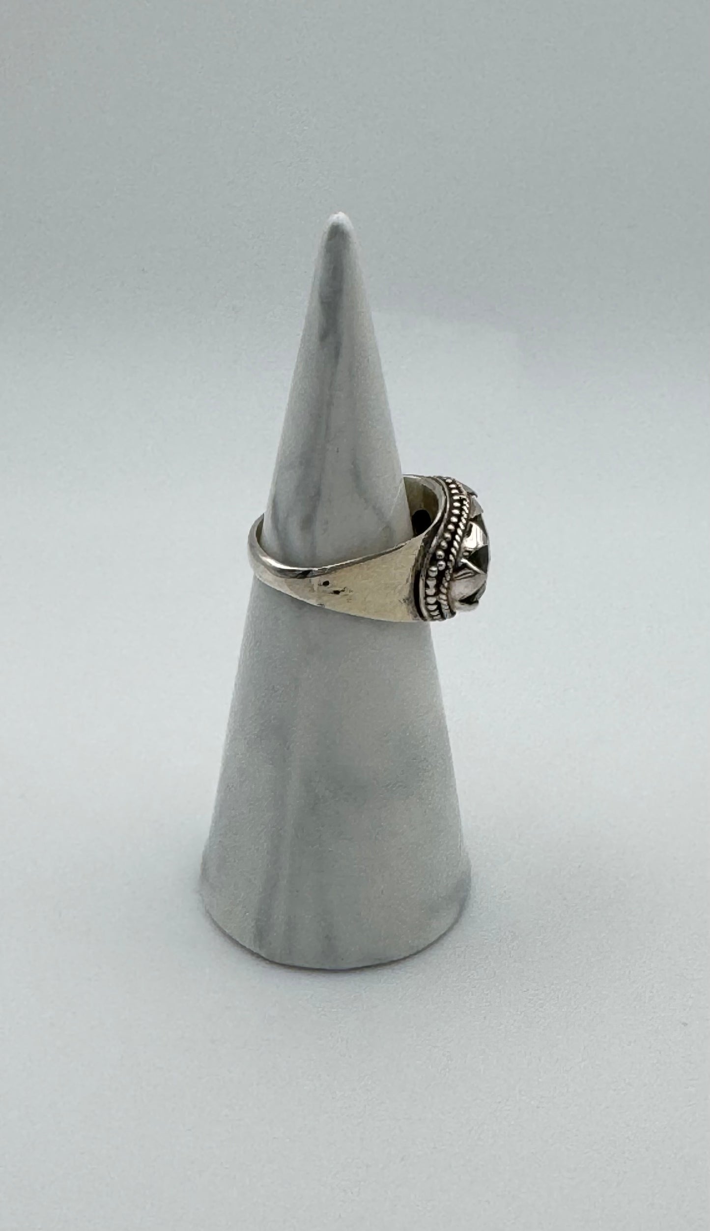 Labradorite ring, size M/6