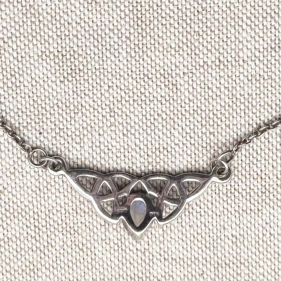 Celtic knot necklace – rainbow moonstone
