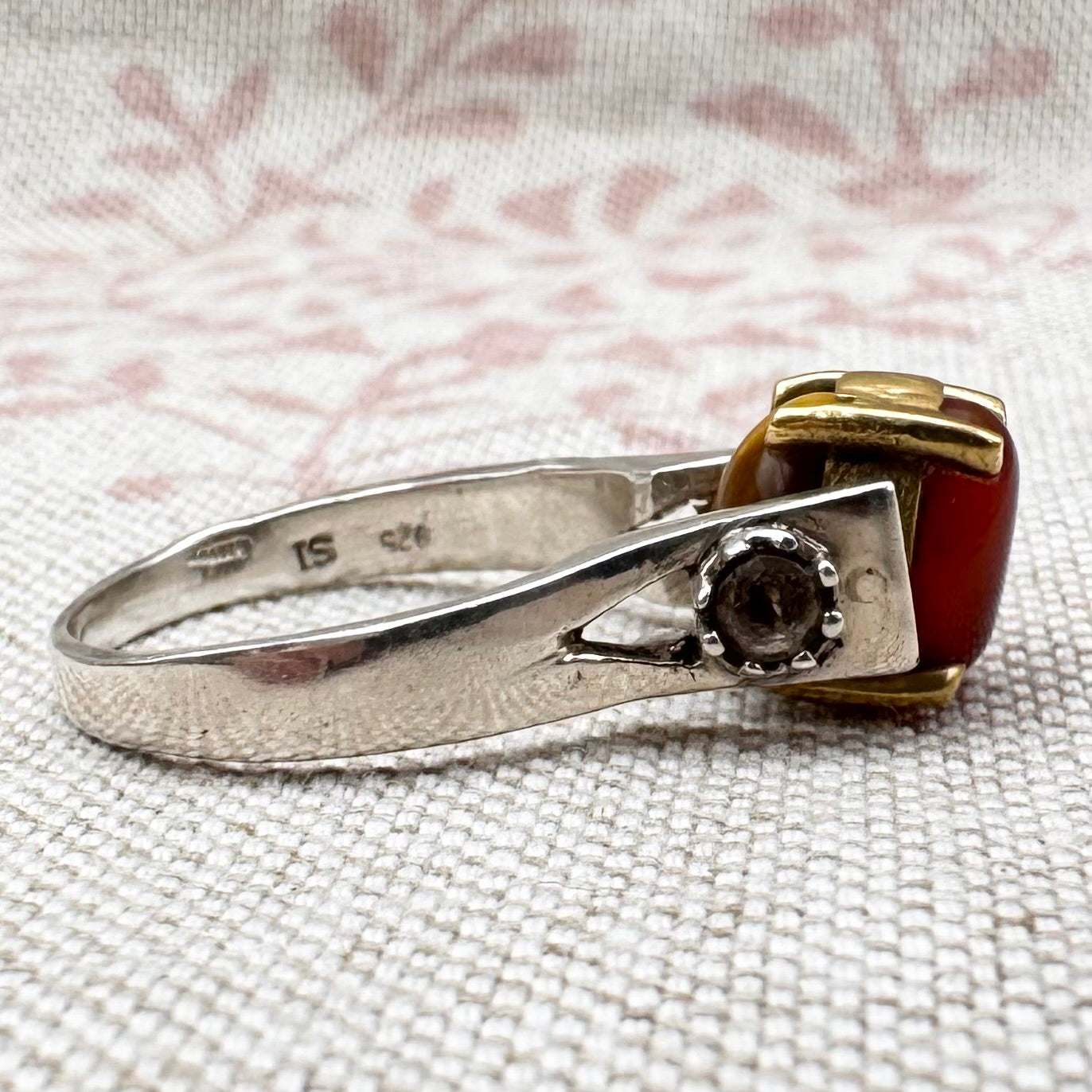 Spinner ring with carnelian and tiger eye, size S/9