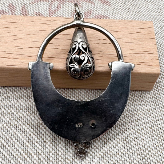Balinese style pendant with double hematite