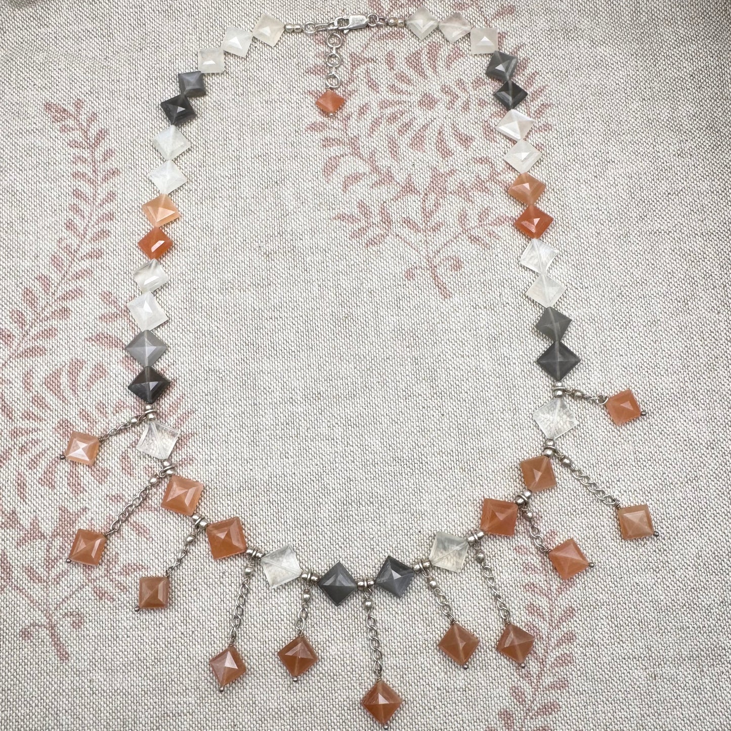 Pyramid-cut quartz fringe necklace