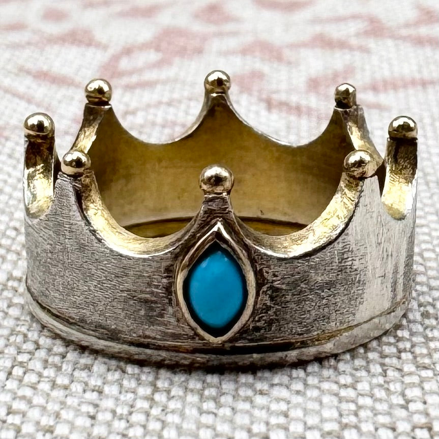 Handcrafted crown ring – silver with turquoise & golden highlights, hallmarked Birmingham 1997, size M/6