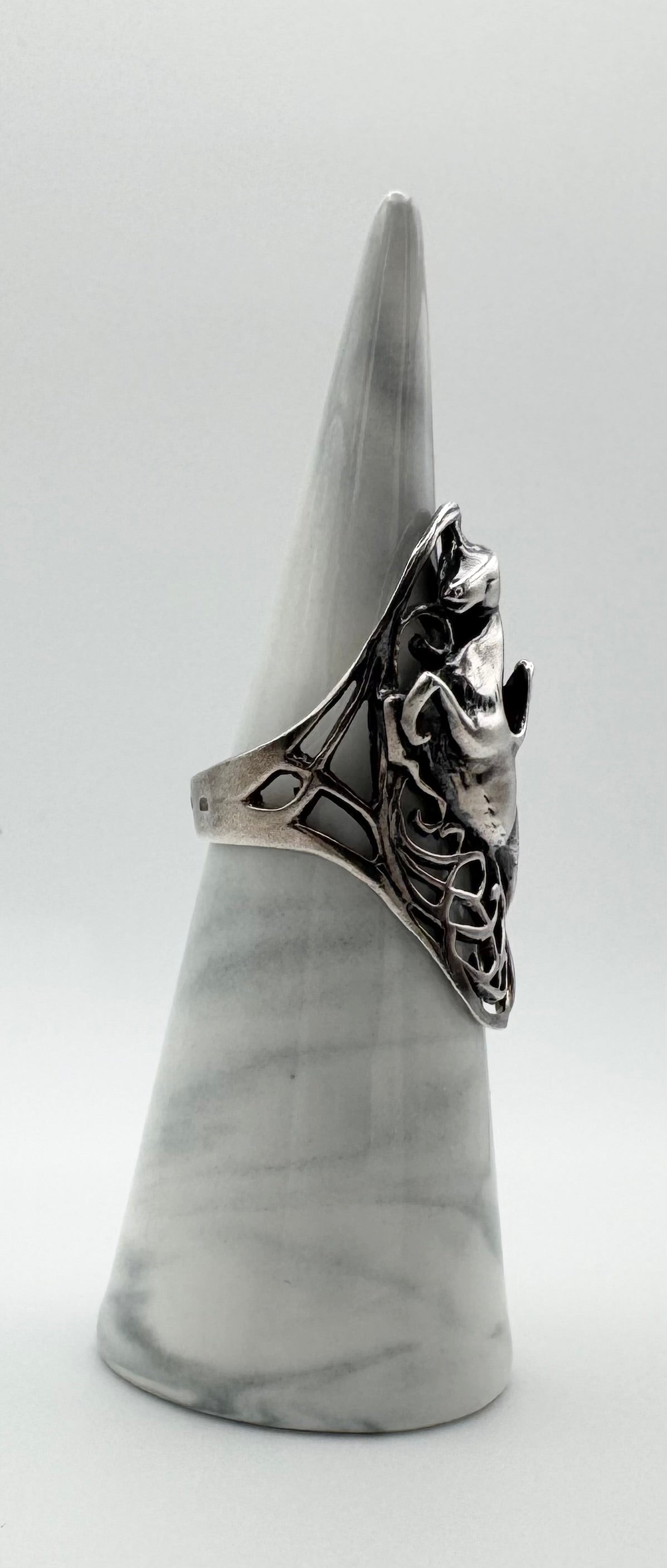 Pegasus ring, size N.5/7