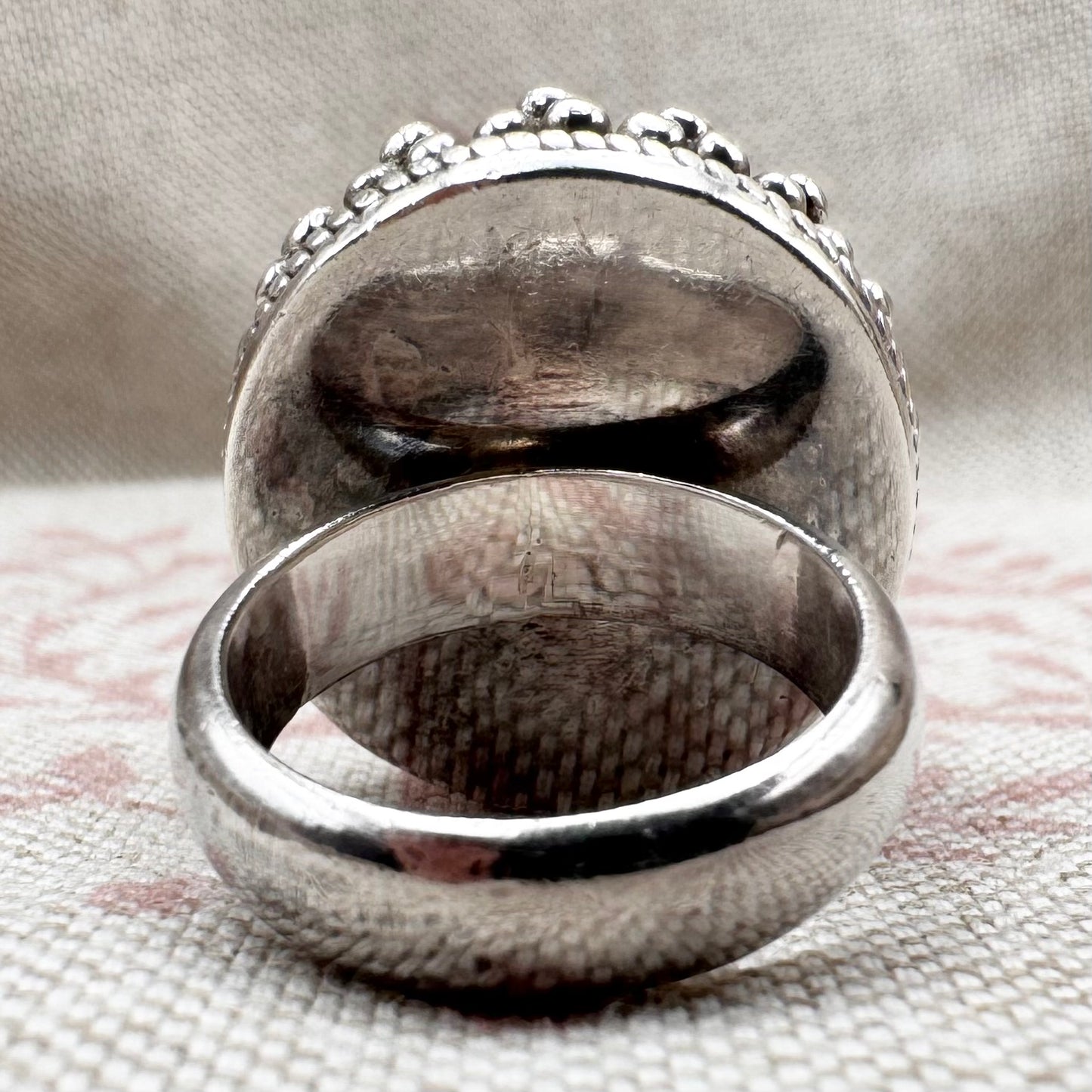 Vintage silver ring with circular amber and granule detail, size L/5.5