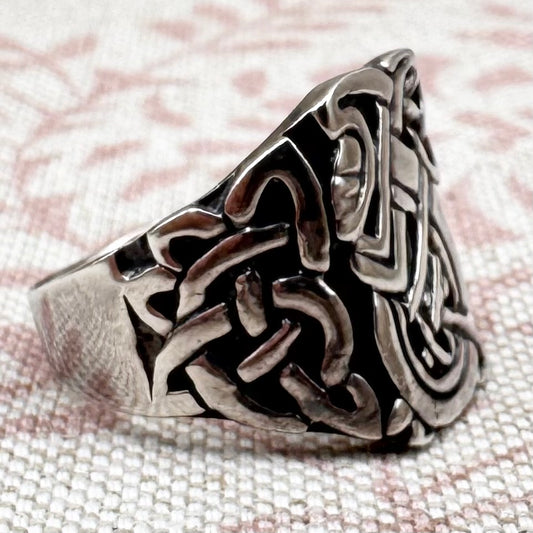 Celtic ring, size Q.5 (US 8.5)