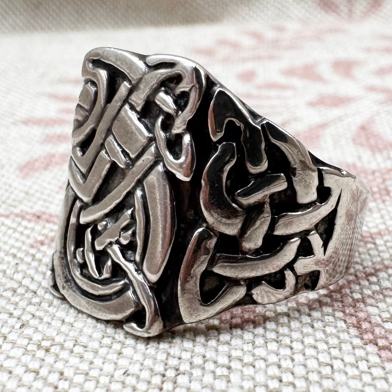 Celtic ring, size Q.5/8.5