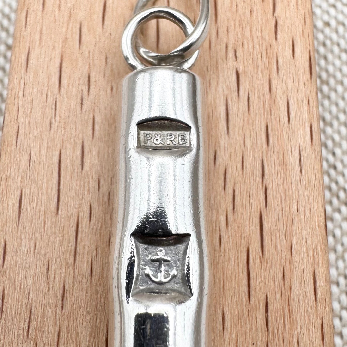 Vintage silver ingot pendant, hallmarked Birmingham 1978