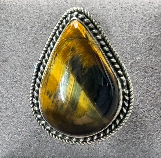 Statement tiger eye ring, size J/4.5