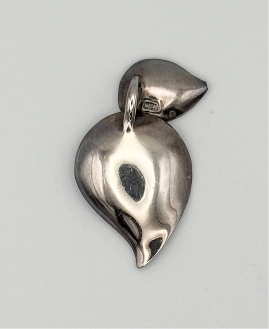 Leaf pendant