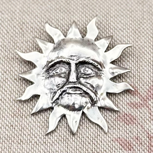 Handcrafted vintage ‘Sun in Splendour’ brooch