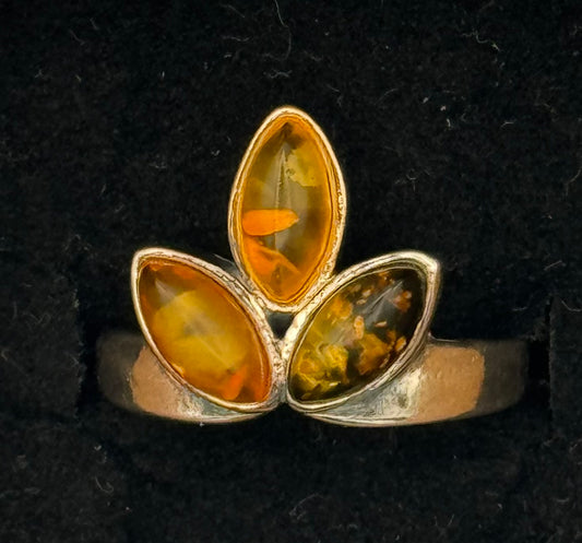 Amber ring, size O/7