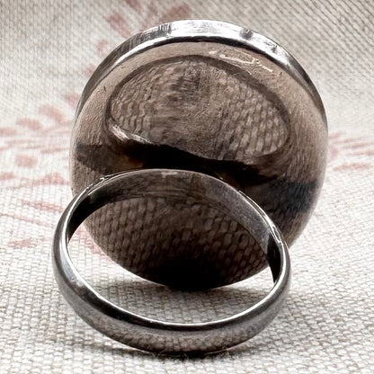 Obsidian ring, size M/6