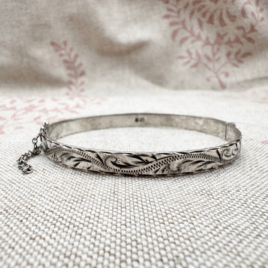 Silver hinged bangle, hallmarked Birmingham 1990