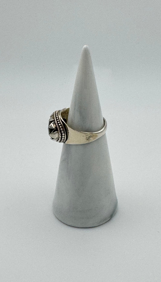 Labradorite ring, size M/6