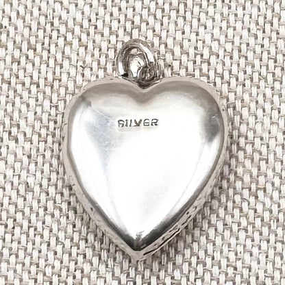Puffy heart pendant