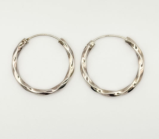 Twisted hoop earrings