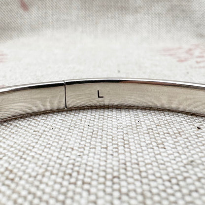 Monica Vinader bracelet with single diamond (lab-grown)