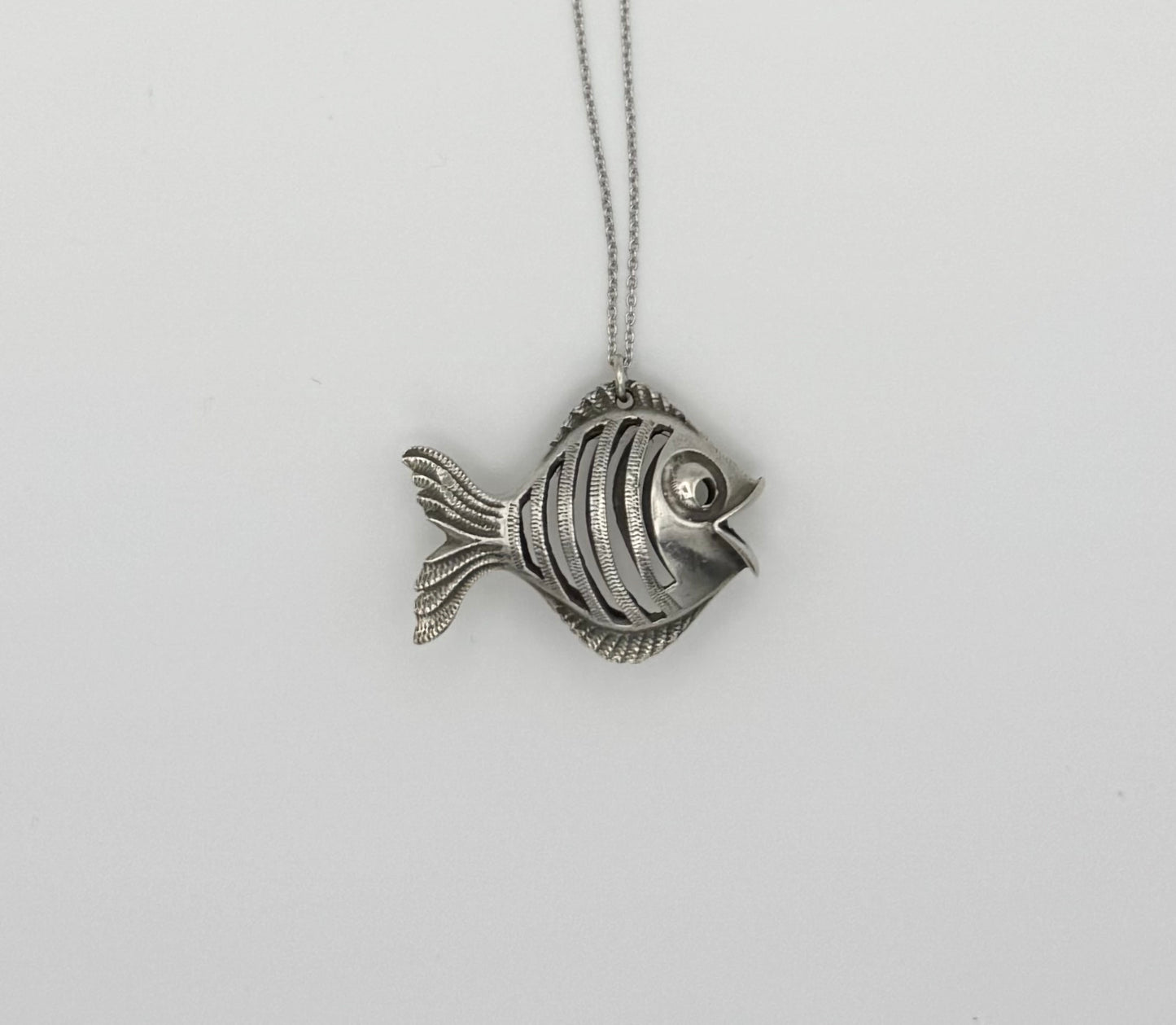 3D Fish necklace
