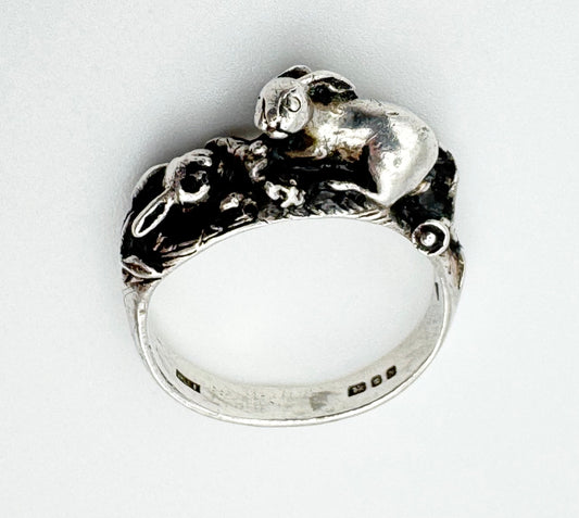 Chasing rabbits ring, London 1987, size M.5/6.5