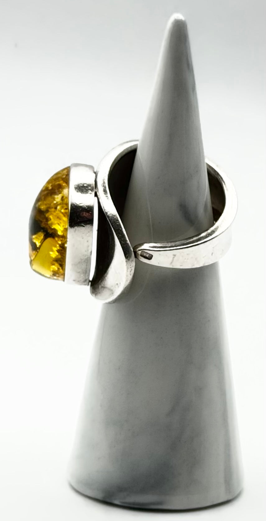 Chunky and adjustable amber ring, size L/5.5