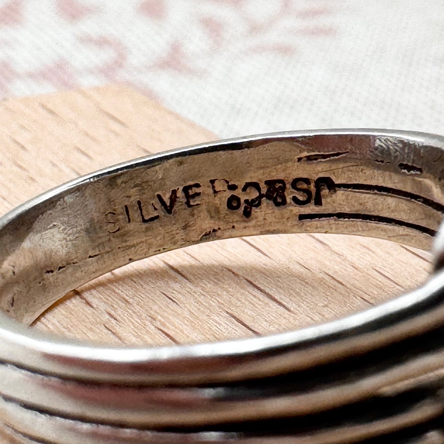 Silver knot ring, hallmarked London 1974, size M (US 6)