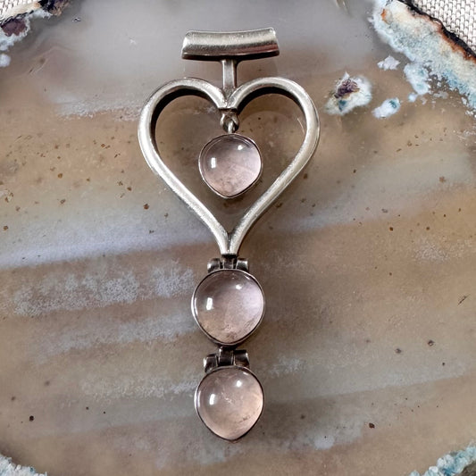 Heart pendant with rose quartz – romantic gemstone necklace