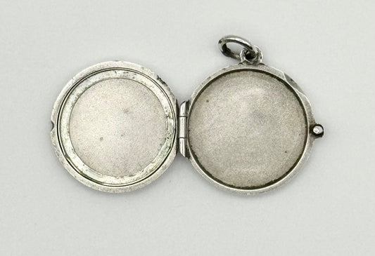 Silver locket, London 1978