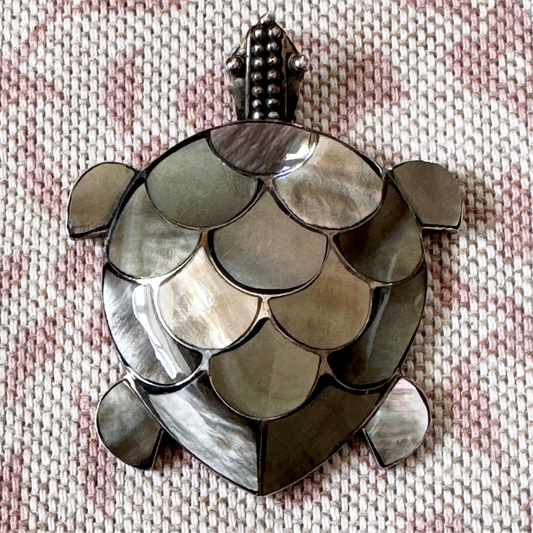 Turtle pendant