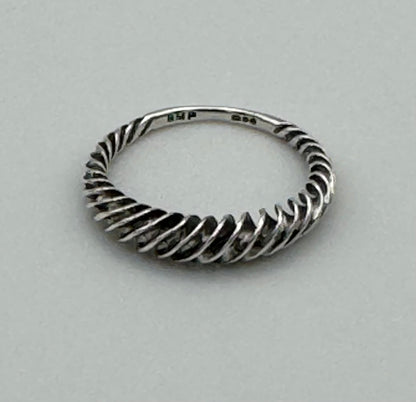 Spiral ring, London 1984, size N.5/7
