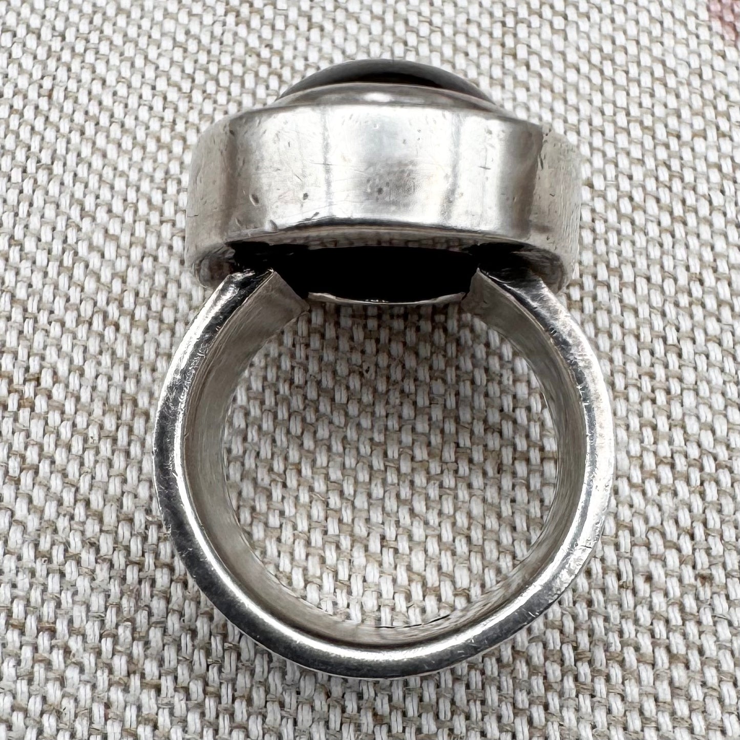 Continental 950 silver and garnet ring, size K.5 (US 5.5)