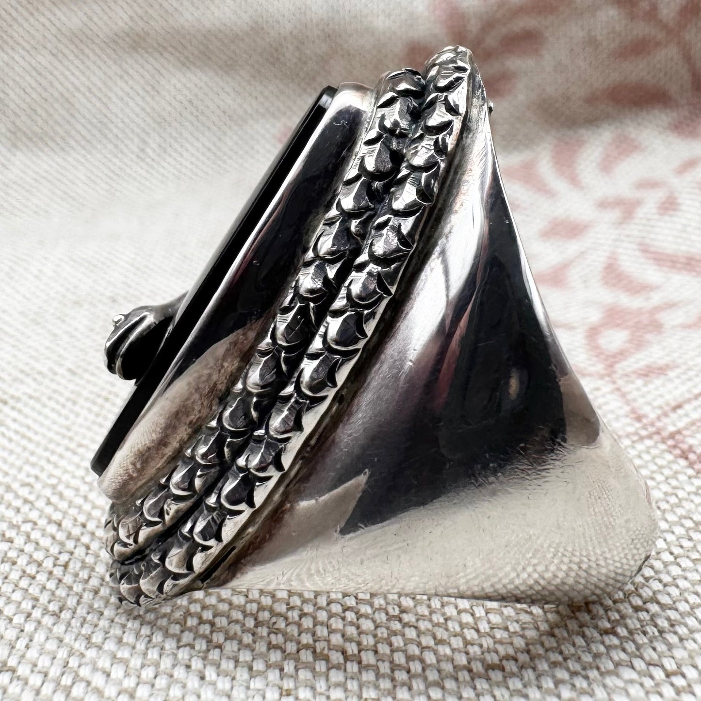 Black onyx snake ring in sterling silver by 'Gypsy Silver', size O (US 7), hallmarked London 2022