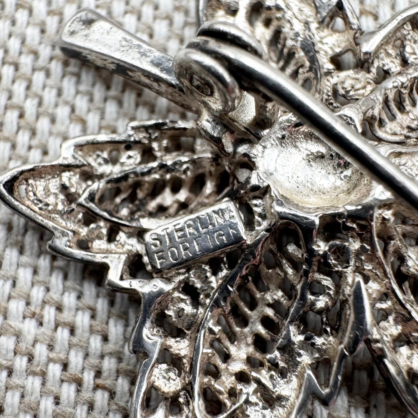 Mid-Century sterling silver foliate brooch (Sterling Foreign)