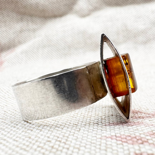 Vintage Polish silver amber ring with Gdańsk silver marks, size O (US 7)