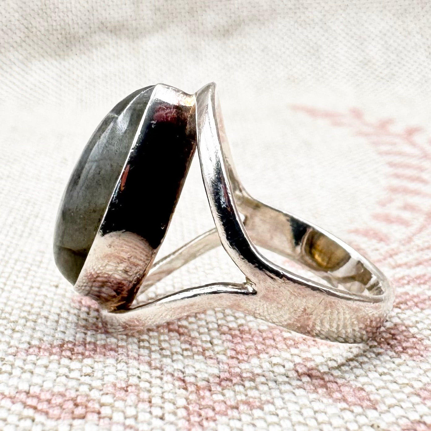 Silver Labradorite Ring, size M.5 (US 6.5)